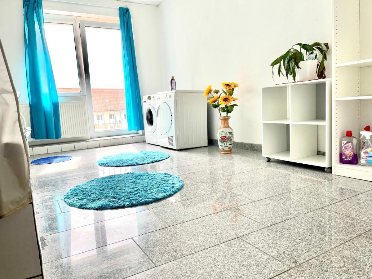 #World Monteurzimmer Schkeuditz Exterior photo